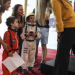 Karen Nyberg & kids kcEarthToSpaceFest33025-1833 by Jati Lindsay copy 2